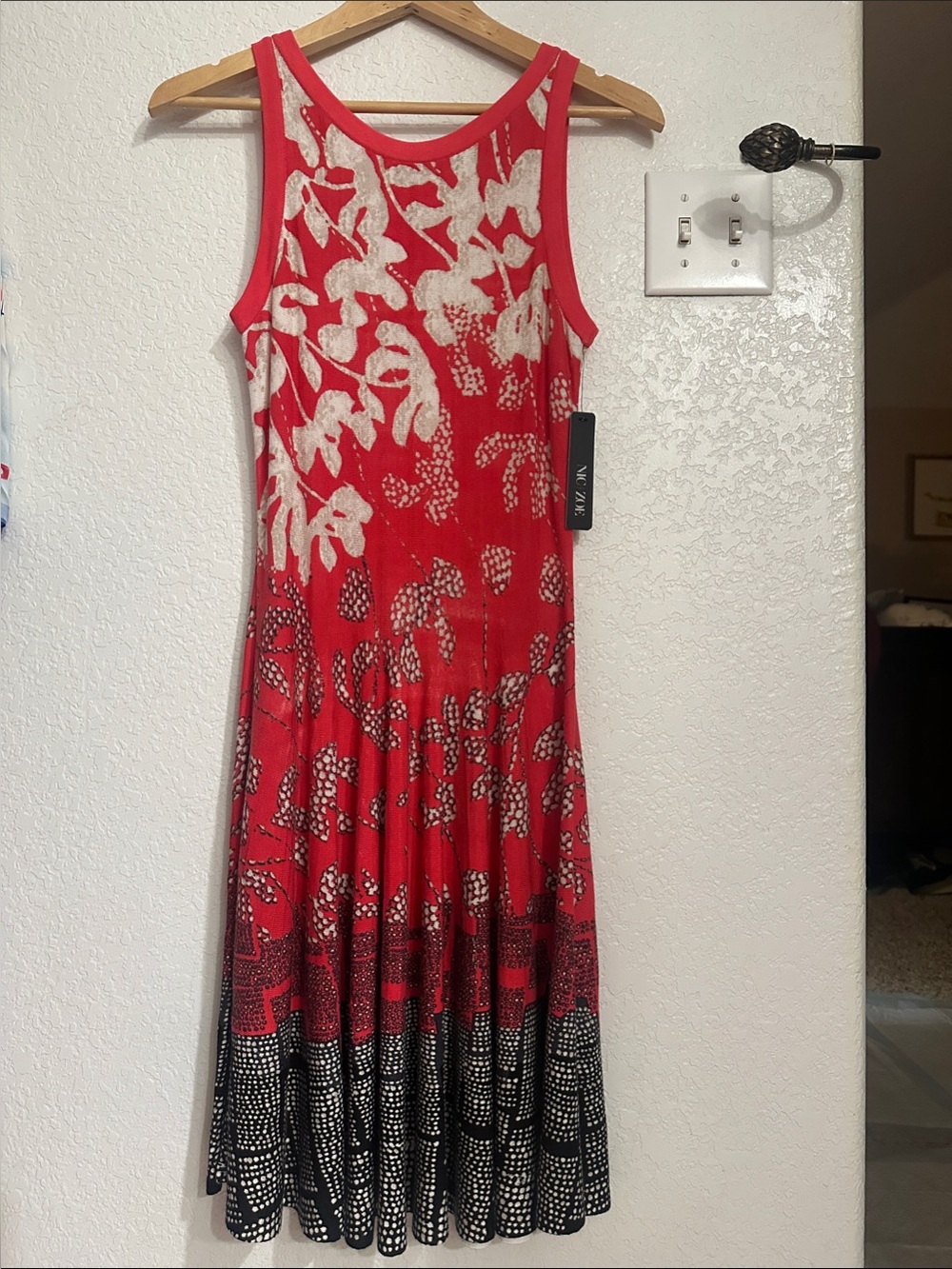 Nic + Zoe Red Floral Tank Midi knit Dress - Elegant Sleeveless Design